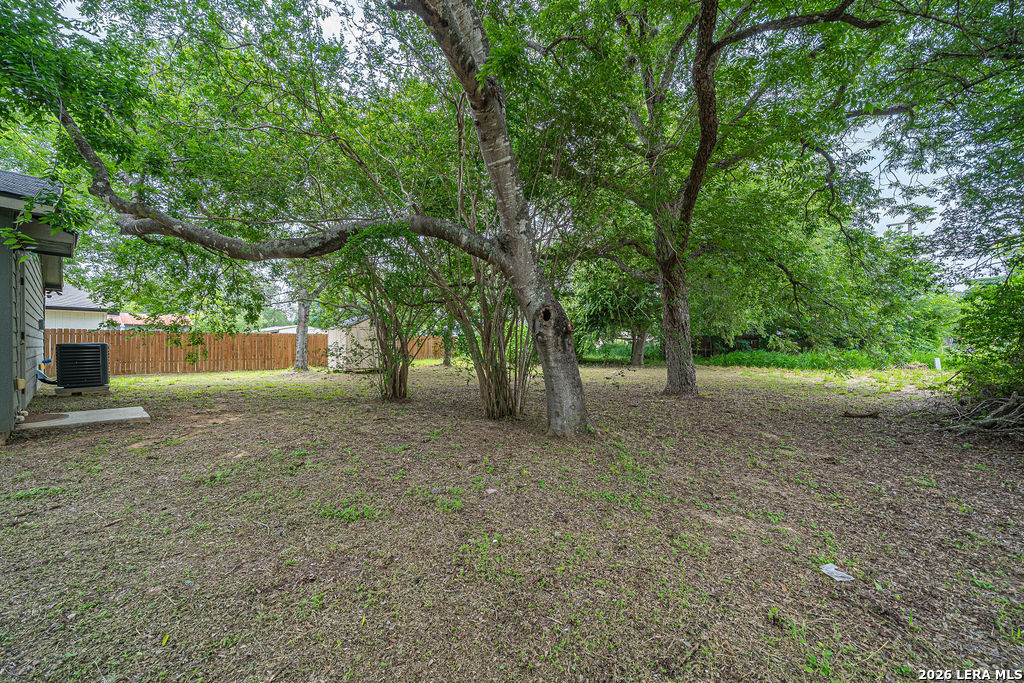 229 Virginia Street Pleasanton, TX 78064 - Photo 23 of 31