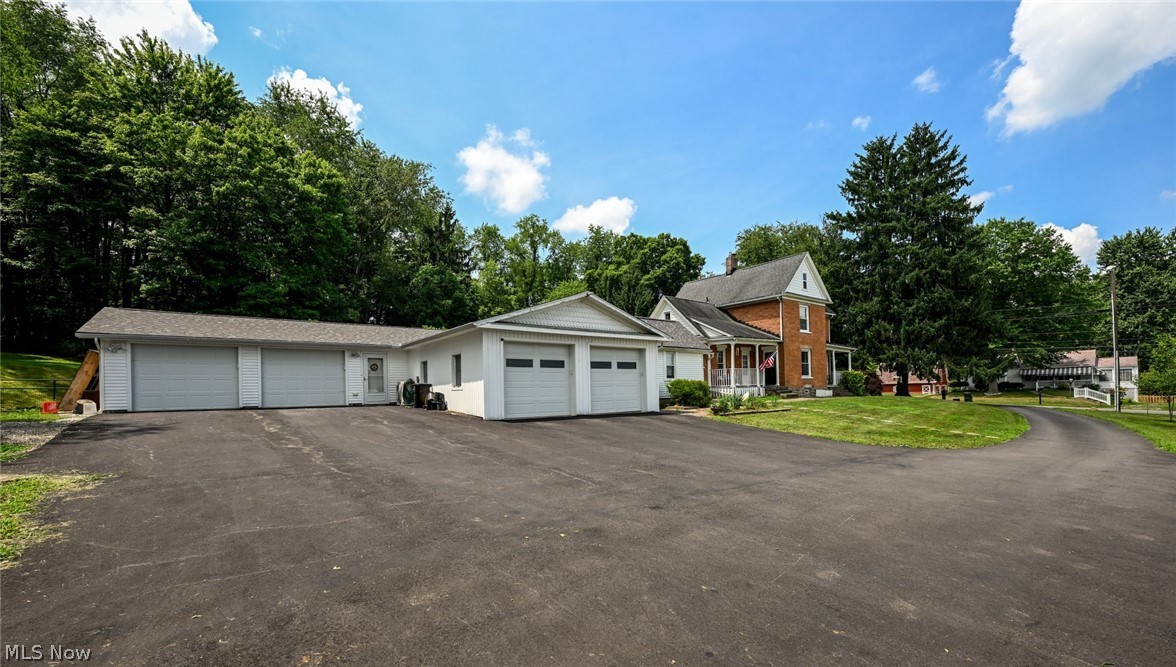 751 Earl Road Northwest Massillon, OH 44647 - Photo 6 of 50