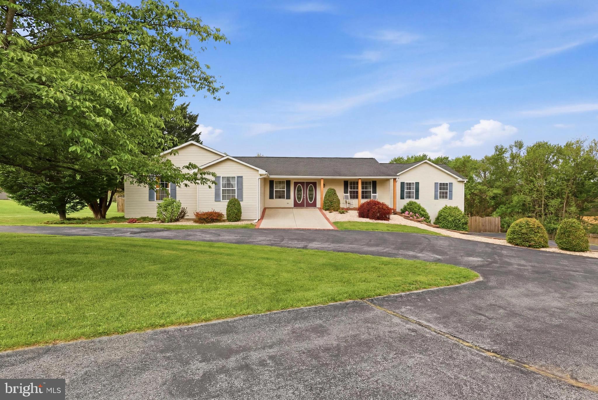 415 Barts Church Road Hanover, PA 17331 - Photo 2 of 69 Gallery Image 2