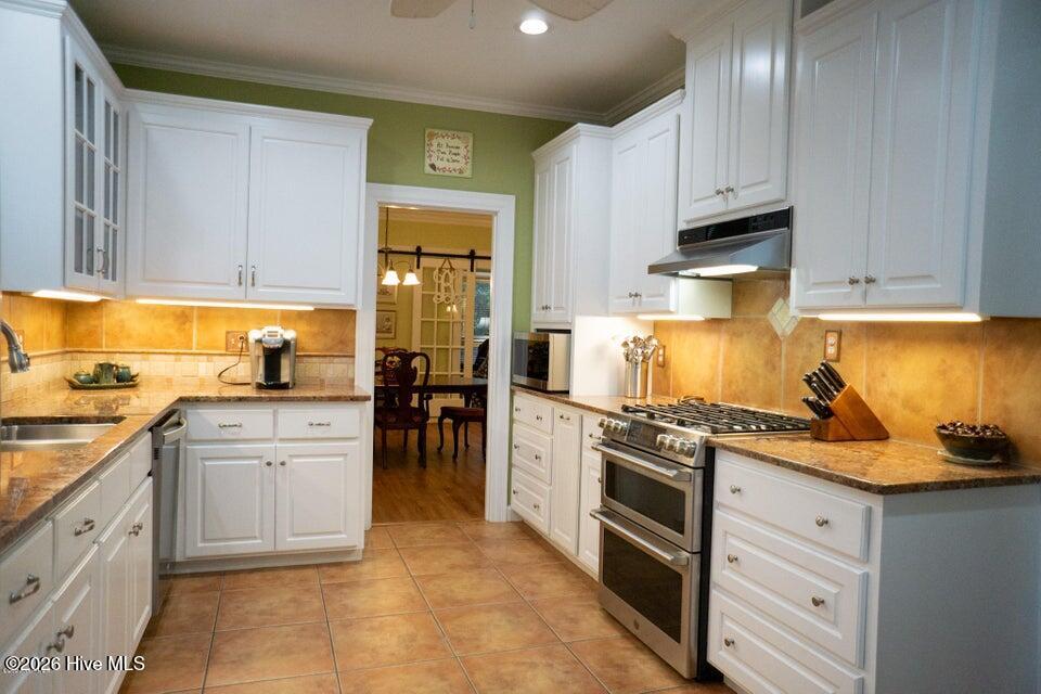 114 Canterbury Road Northwest Wilson, NC 27896 - Photo 14 of 35 13_Kitchen