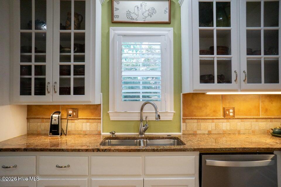 114 Canterbury Road Northwest Wilson, NC 27896 - Photo 15 of 35 14_Kitchen