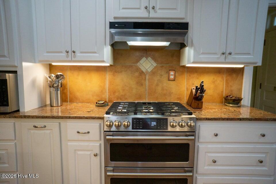 114 Canterbury Road Northwest Wilson, NC 27896 - Photo 17 of 35 16_Gas Range