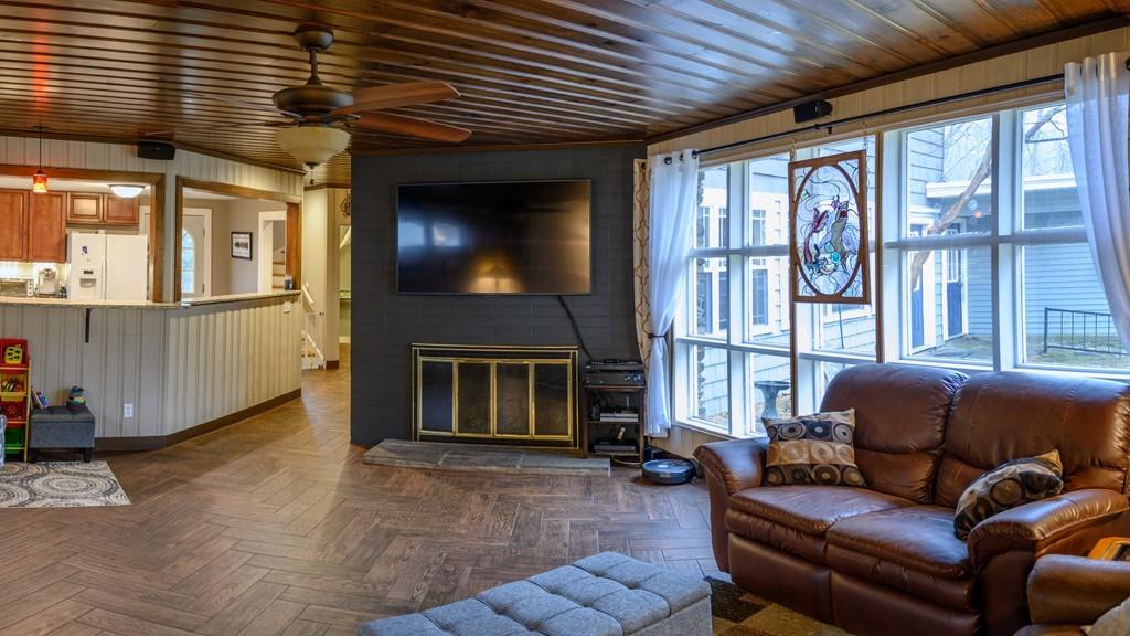 210 Hillside Road Southbridge, MA 01550 - Photo 9 of 27 Gallery Image 9