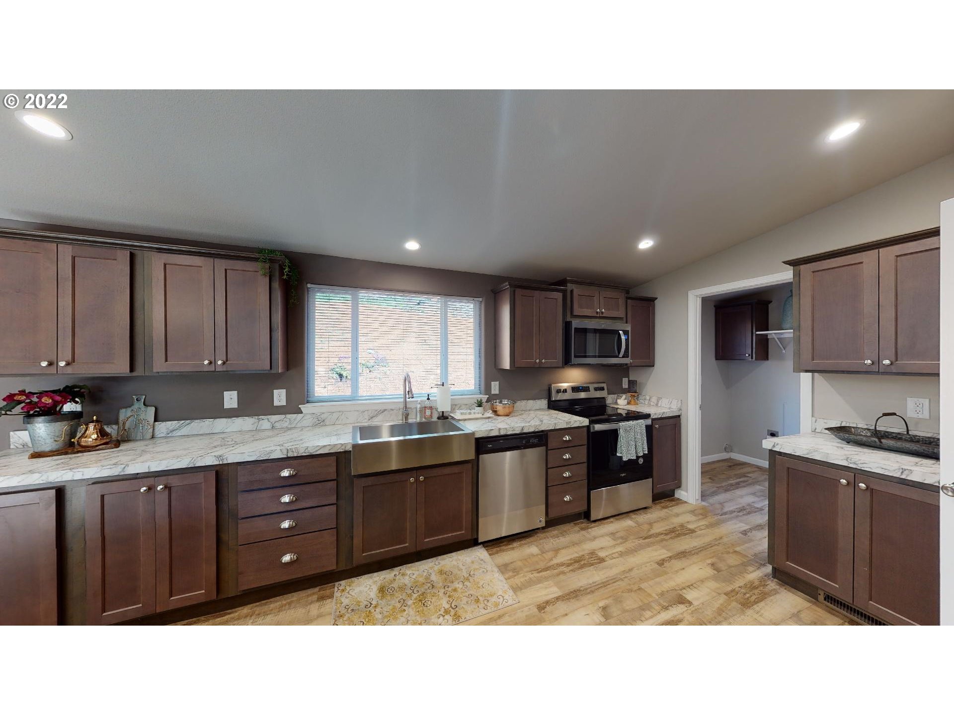 91050 Angels Flight Road Leaburg, OR 97489 - Photo 12 of 32 Gallery Image 12