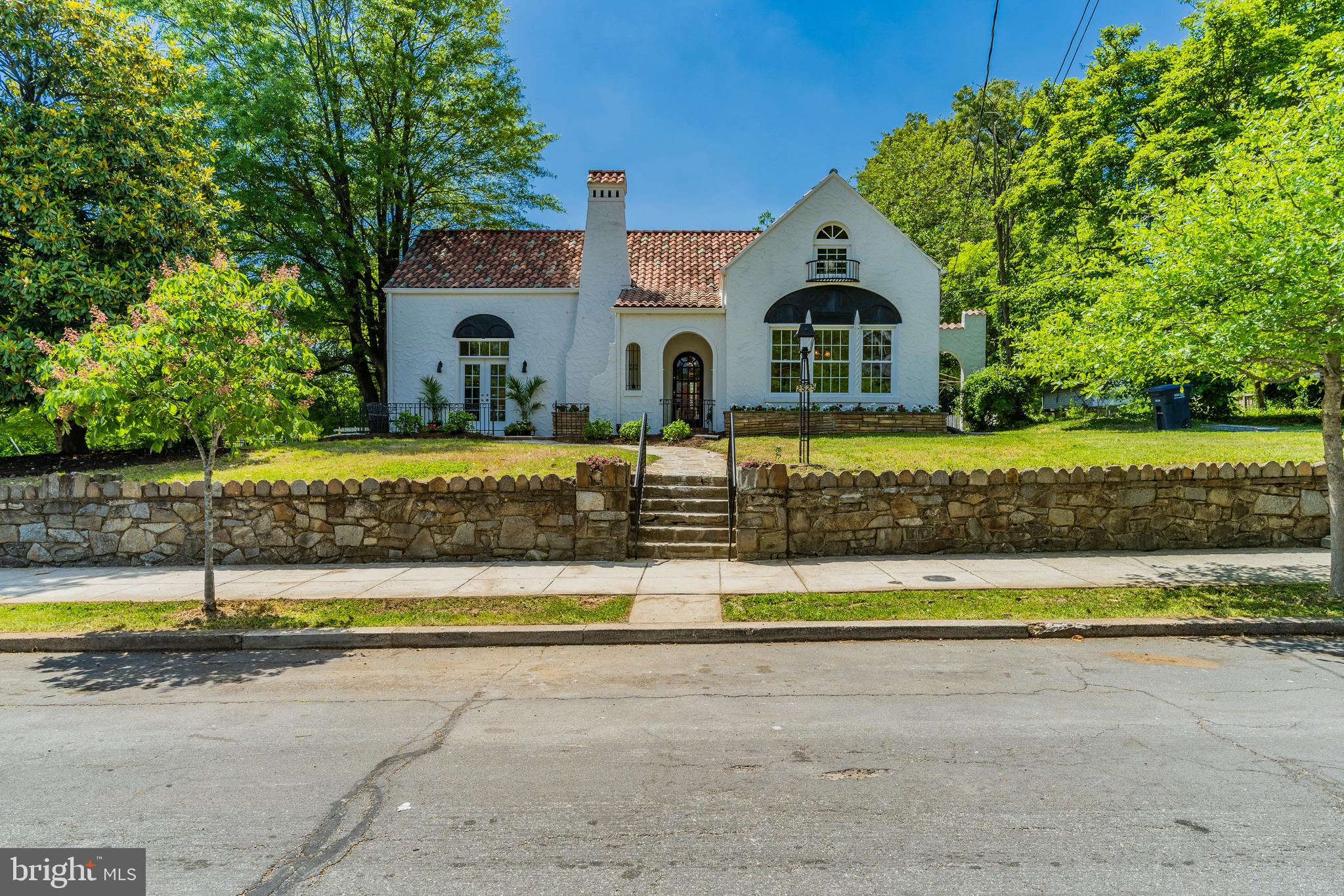 2525 32nd Street Southeast Washington, DC 20020 - Photo 2 of 79
