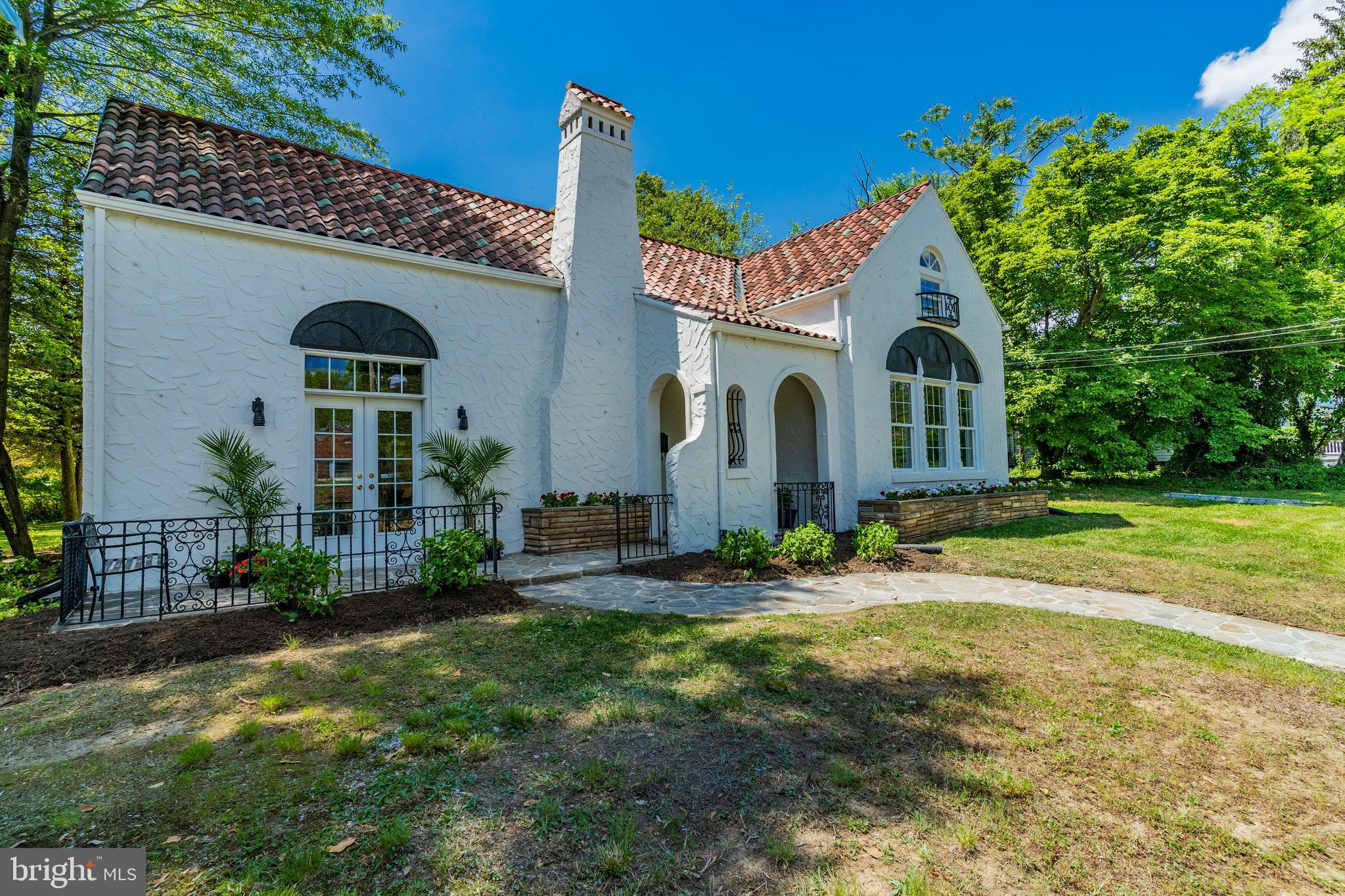 2525 32nd Street Southeast Washington, DC 20020 - Photo 4 of 79