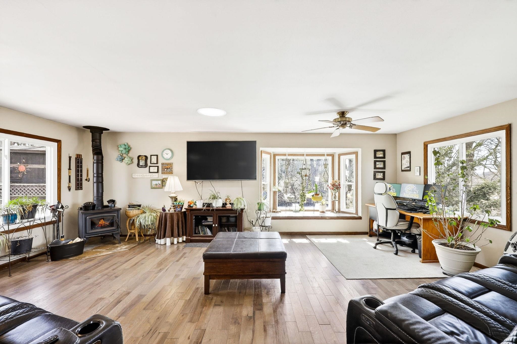 2934 Co West Deerfield, WI 53531 - Photo 6 of 70