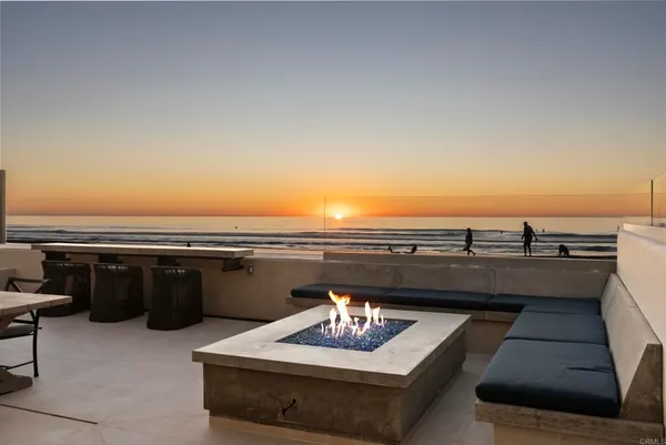 $100,000 | 2016 Ocean Front, Del Mar, CA 92014