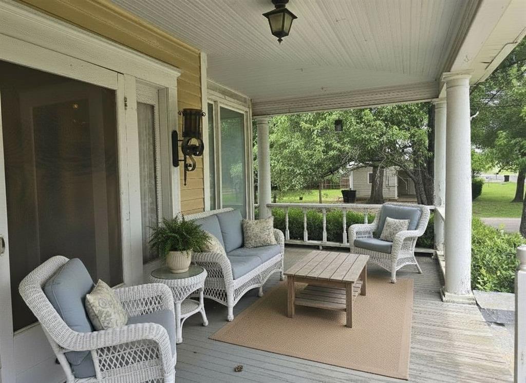 324 East Liberty Street Pilot Point, TX 76258 - Photo 5 of 22 AI generated Decor