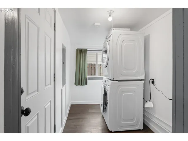 $299,000 | 1321 Southeast Mill Street, Roseburg, OR 97470