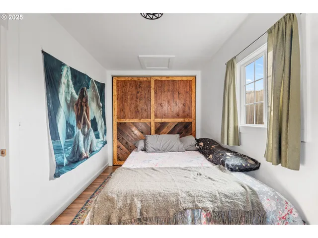 $299,000 | 1321 Southeast Mill Street, Roseburg, OR 97470