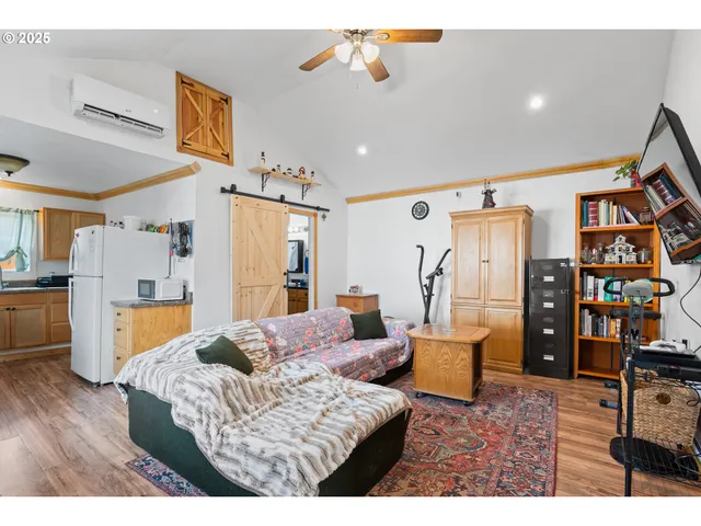 $299,000 | 1321 Southeast Mill Street, Roseburg, OR 97470