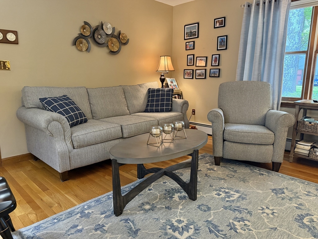 8 Tattan Farm Road Worcester, MA 01605 - Photo 9 of 35 Gallery Image 9