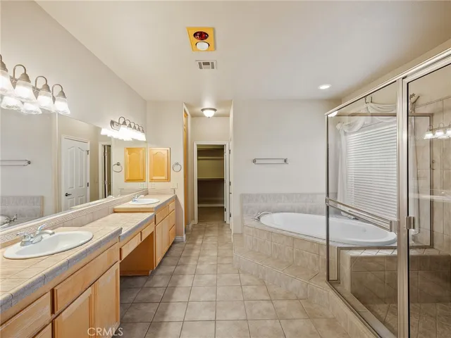 $1,150,000 | 11385 Oak Ridge Drive, Oak Hills, CA 92344