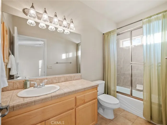 $1,150,000 | 11385 Oak Ridge Drive, Oak Hills, CA 92344