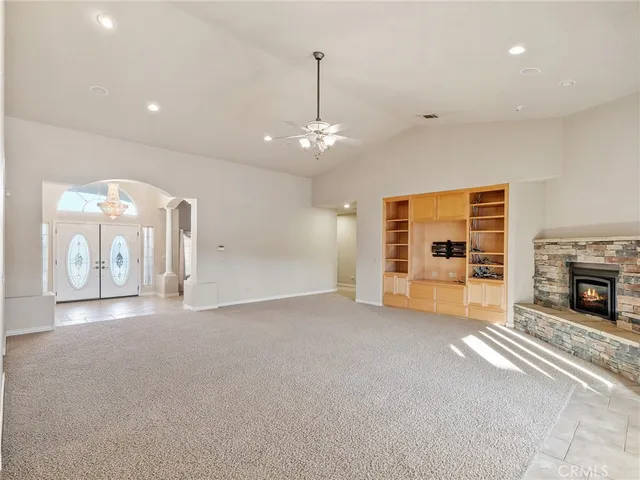 $1,150,000 | 11385 Oak Ridge Drive, Oak Hills, CA 92344