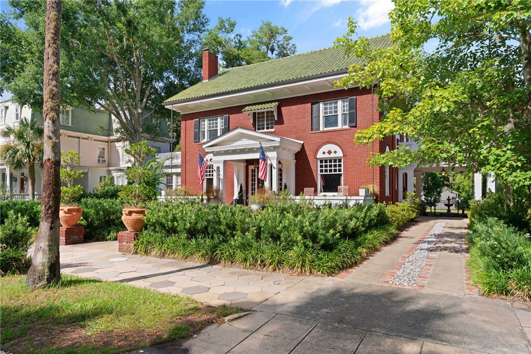 815 Union Street Brunswick, GA 31520 - Photo 2 of 44