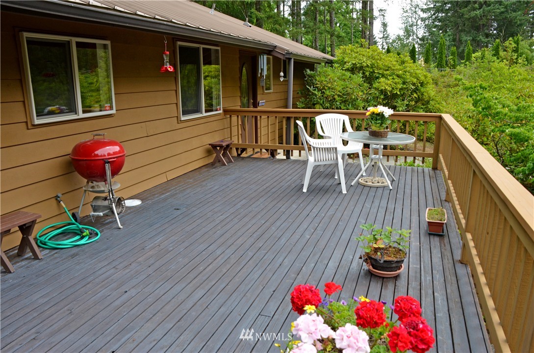 9455 Sidney Road Southwest Port Orchard, WA 98367 - Photo 14 of 25 Gallery Image 14