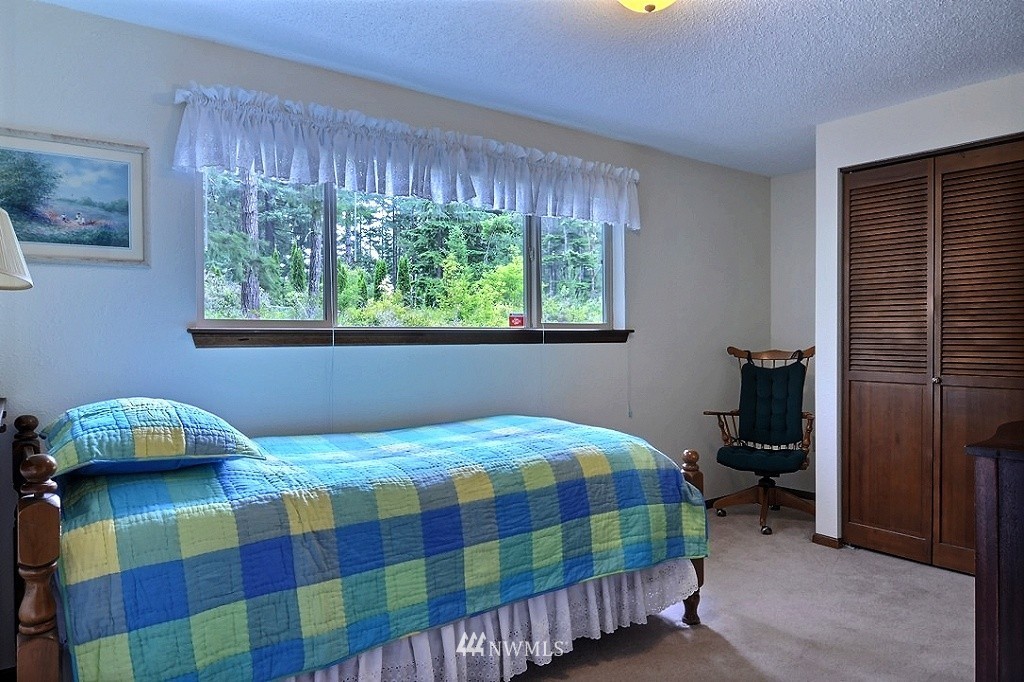 9455 Sidney Road Southwest Port Orchard, WA 98367 - Photo 17 of 25 Gallery Image 17