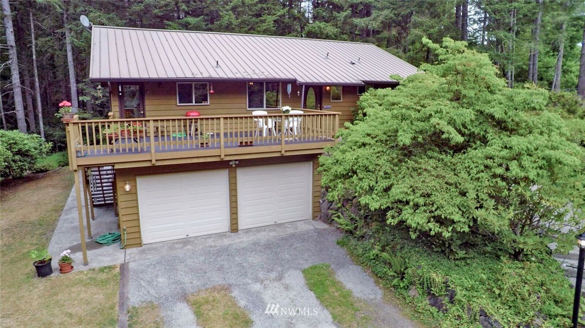 9455 Sidney Road Southwest Port Orchard, WA 98367 - Photo 3 of 25 Gallery Image 3