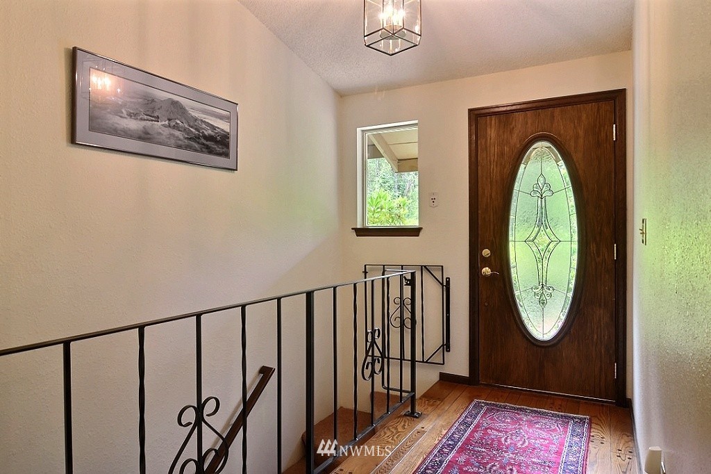 9455 Sidney Road Southwest Port Orchard, WA 98367 - Photo 7 of 25 Gallery Image 7