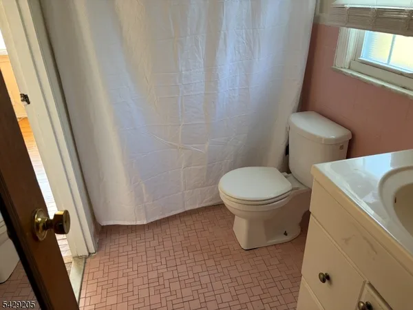 $2,750 | 6 Columbia Drive, Unit 1A, Bridgewater, NJ 08807