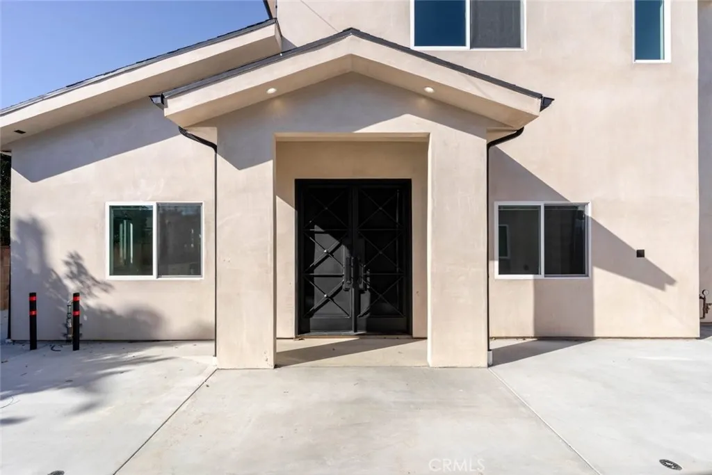 6850 Ranchito Avenue Van Nuys, CA 91405 - Photo 2 of 23 a view of a entryway of the house