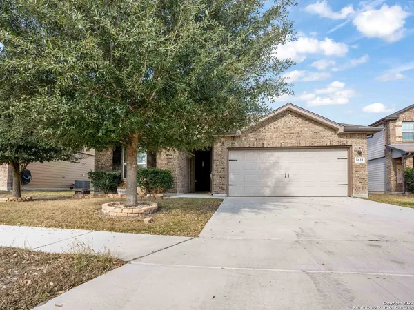 $2,000 | 8611 Lantana Springs, Converse, TX 78109