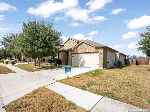 $2,000 | 8611 Lantana Springs, Converse, TX 78109