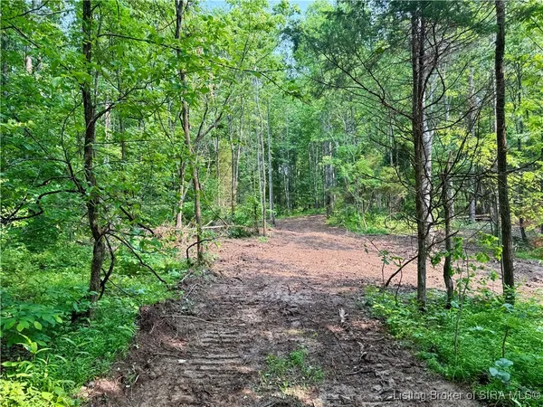 $160,000 | 2 In-237, English, IN 47118