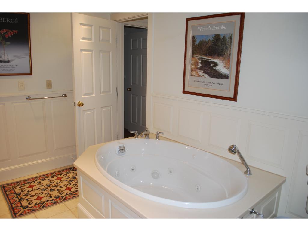 27 Highland Ridge, Unit 27 New London, NH 03257 - Photo 19 of 23 Gallery Image 19