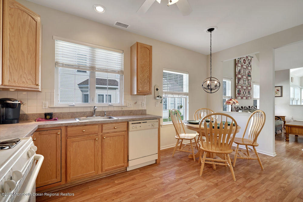 67 Pancoast Road Waretown, NJ 08758 - Photo 13 of 38 020_dsc00388-dsc00392