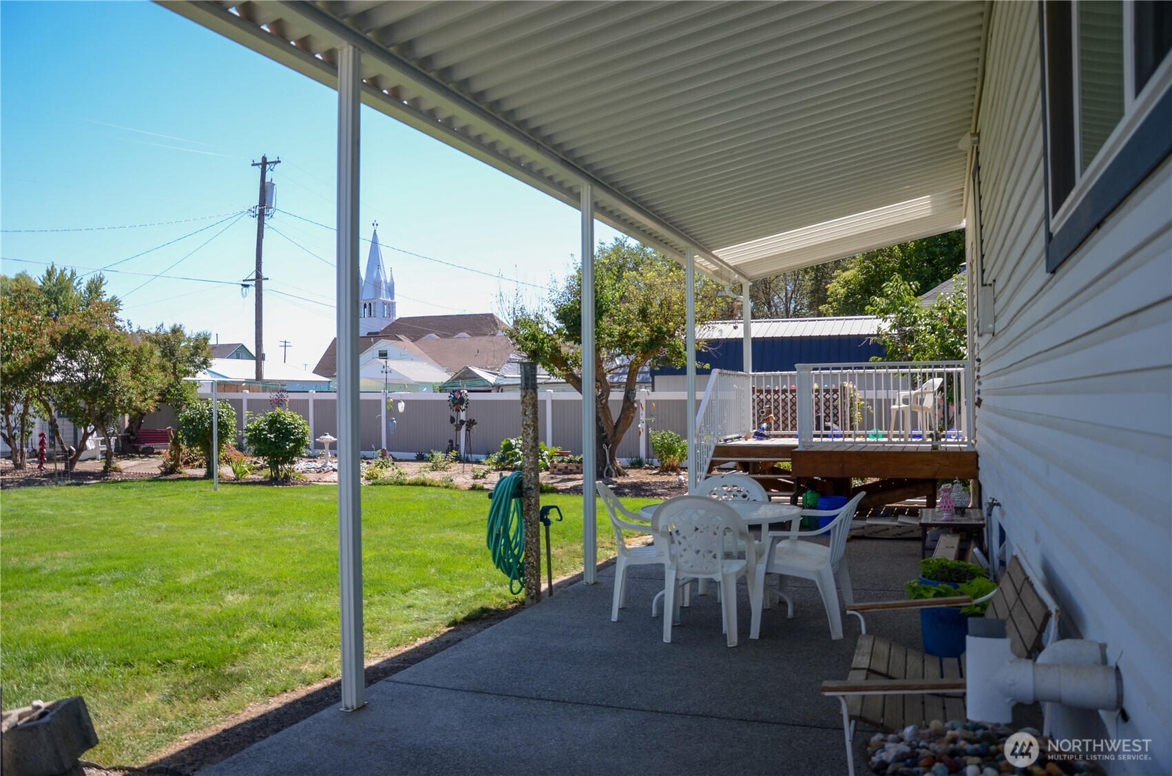 316 East Alder Avenue Ritzville, WA 99169 - Photo 35 of 35 a view of a house with backyard sitting area and garden