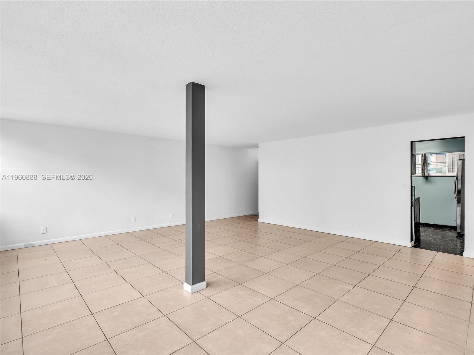 6901 Cypress Road, Unit B12 Plantation, FL 33317 - Photo 11 of 30