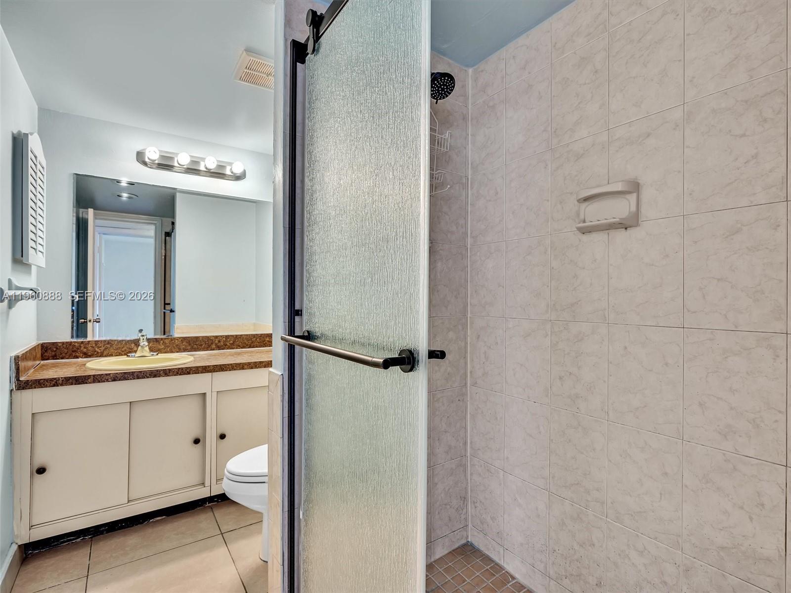 6901 Cypress Road, Unit B12 Plantation, FL 33317 - Photo 16 of 30