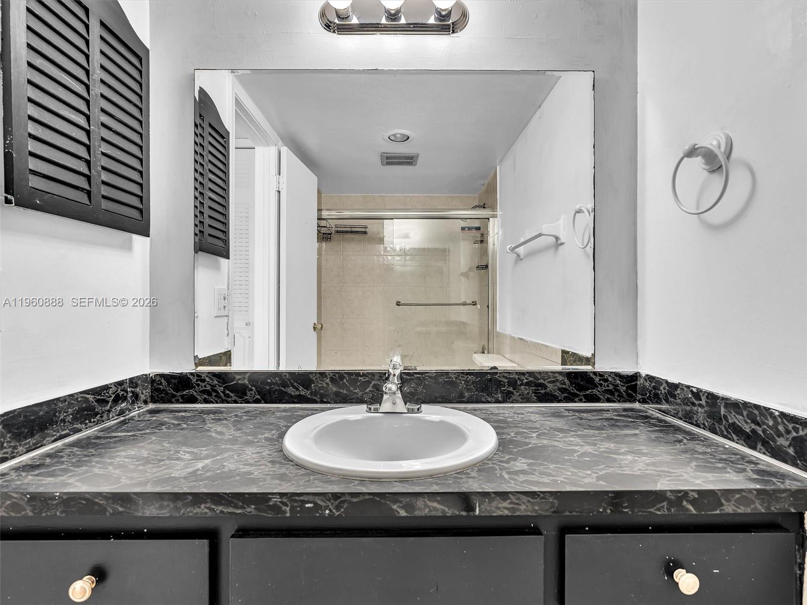 6901 Cypress Road, Unit B12 Plantation, FL 33317 - Photo 24 of 30