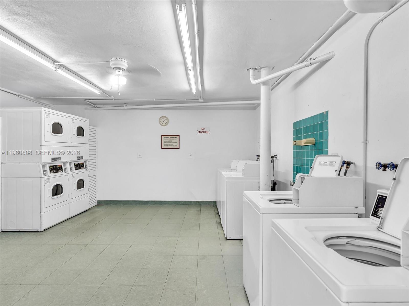 6901 Cypress Road, Unit B12 Plantation, FL 33317 - Photo 28 of 33 Gallery Image 28