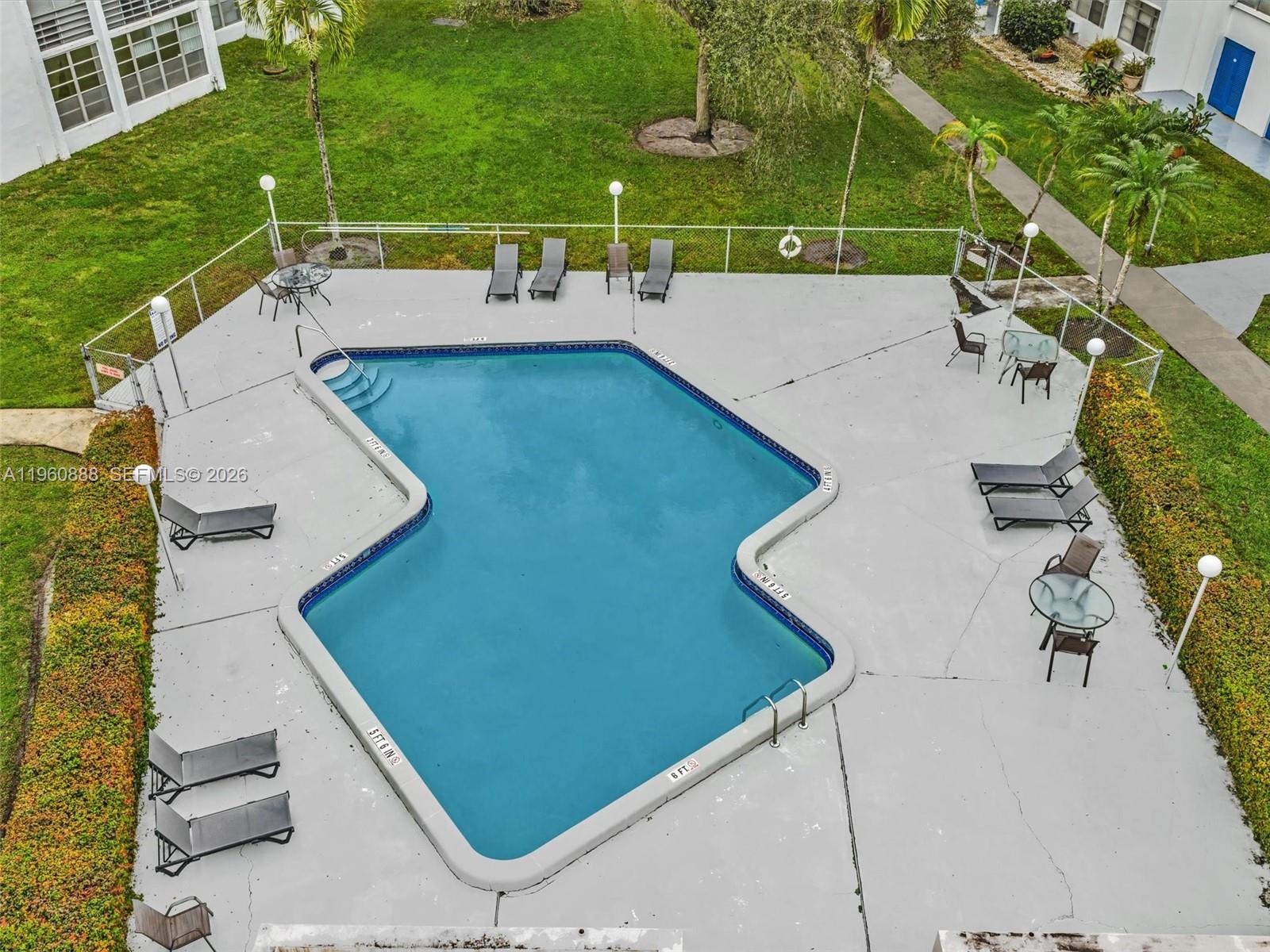 6901 Cypress Road, Unit B12 Plantation, FL 33317 - Photo 32 of 33 Gallery Image 32