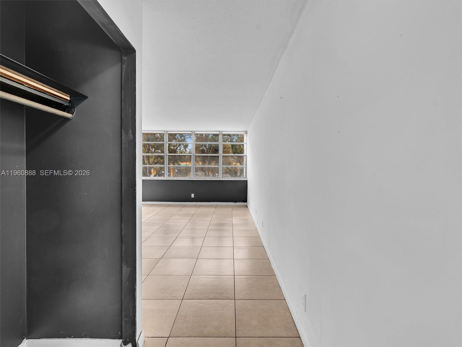 6901 Cypress Road, Unit B12 Plantation, FL 33317 - Photo 6 of 30