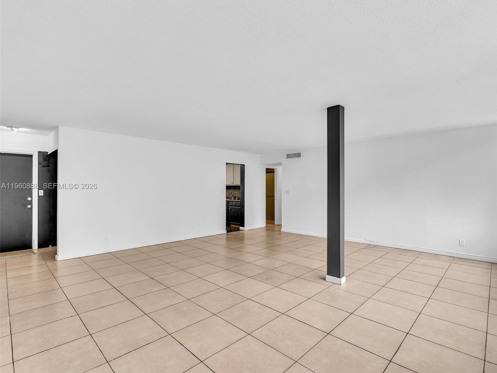 6901 Cypress Road, Unit B12 Plantation, FL 33317 - Photo 10 of 30