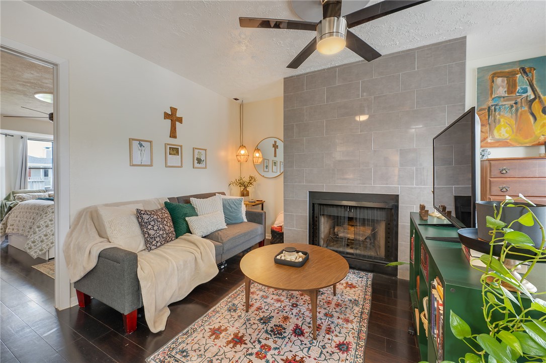 4441 Old College Road, Unit 6203 Bryan, TX 77801 - Photo 3 of 14