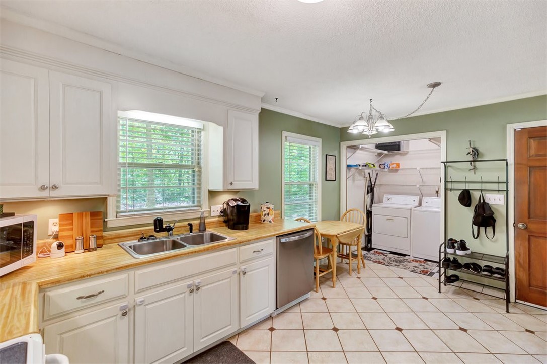 226 Weaver Road Pendleton, SC 29670 - Photo 8 of 28