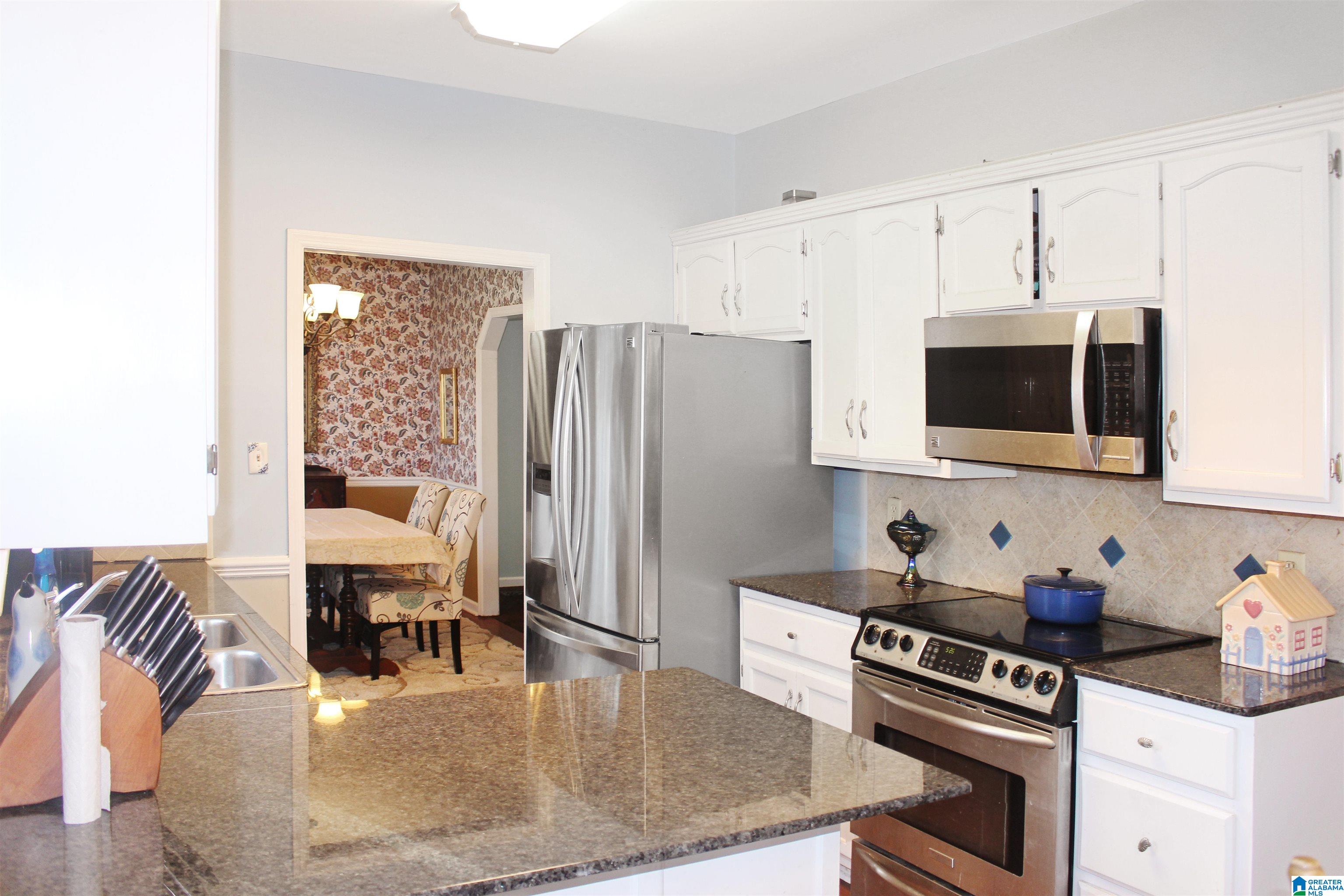 6597 Lynn Avenue Leeds, AL 35094 - Photo 7 of 23