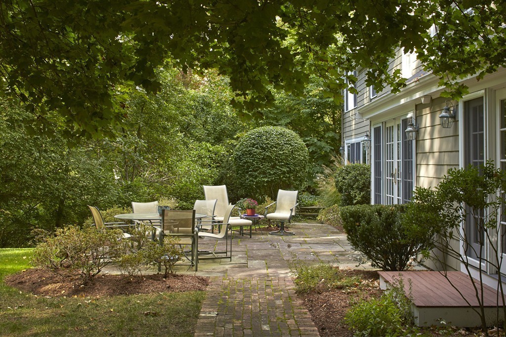 12 Sabrina Road Wellesley, MA 02482 - Photo 11 of 12