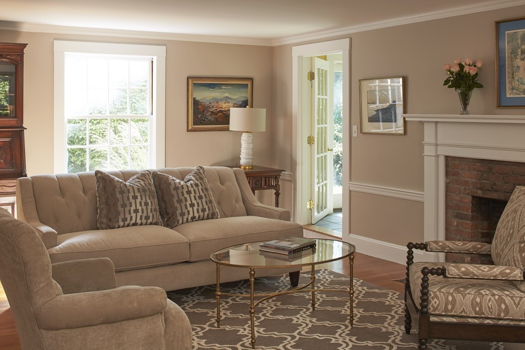 12 Sabrina Road Wellesley, MA 02482 - Photo 2 of 12