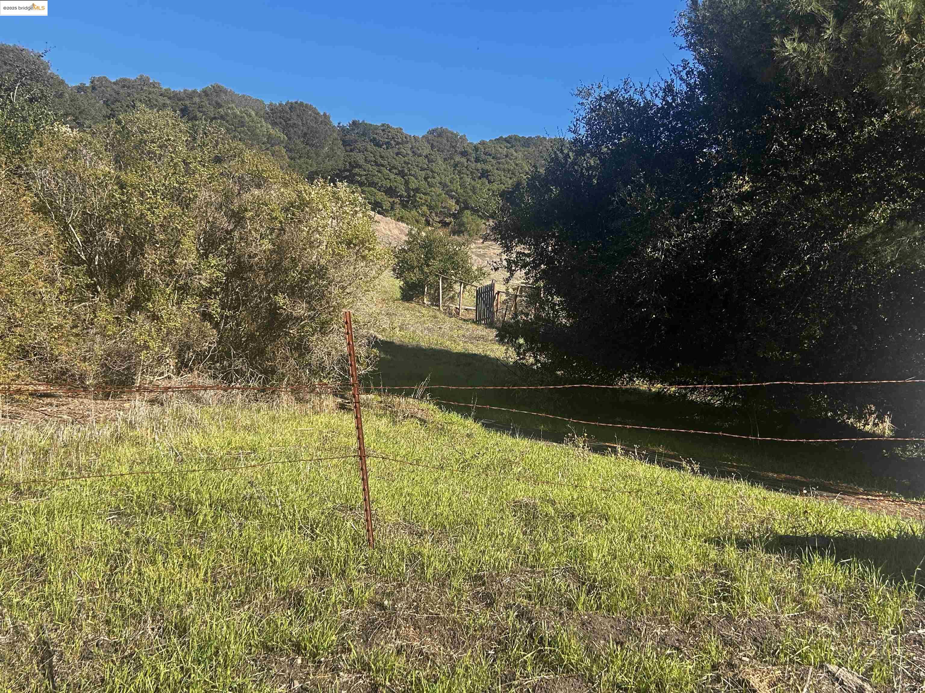 7 Abbey Lane El Sobrante, CA 94803 - Photo 12 of 13