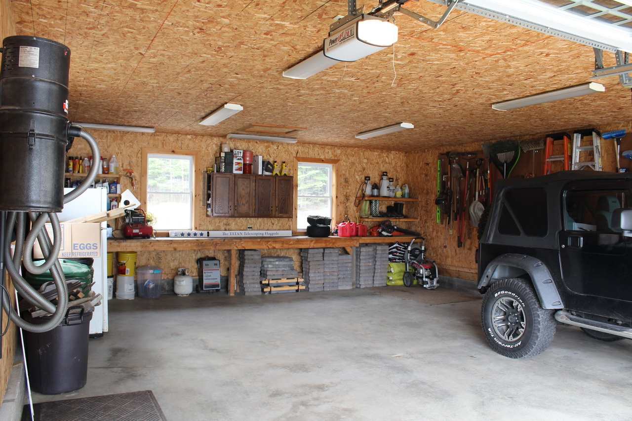 61 Hill Road Pittsburg, NH 03592 - Photo 15 of 40