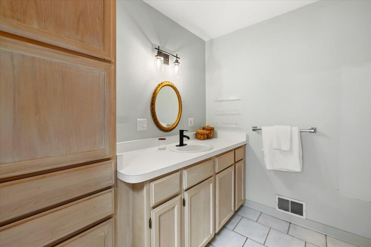 9611 Newburg Road Durand, MI 48429 - Photo 20 of 36 35-9611 Newburg R6ii-127