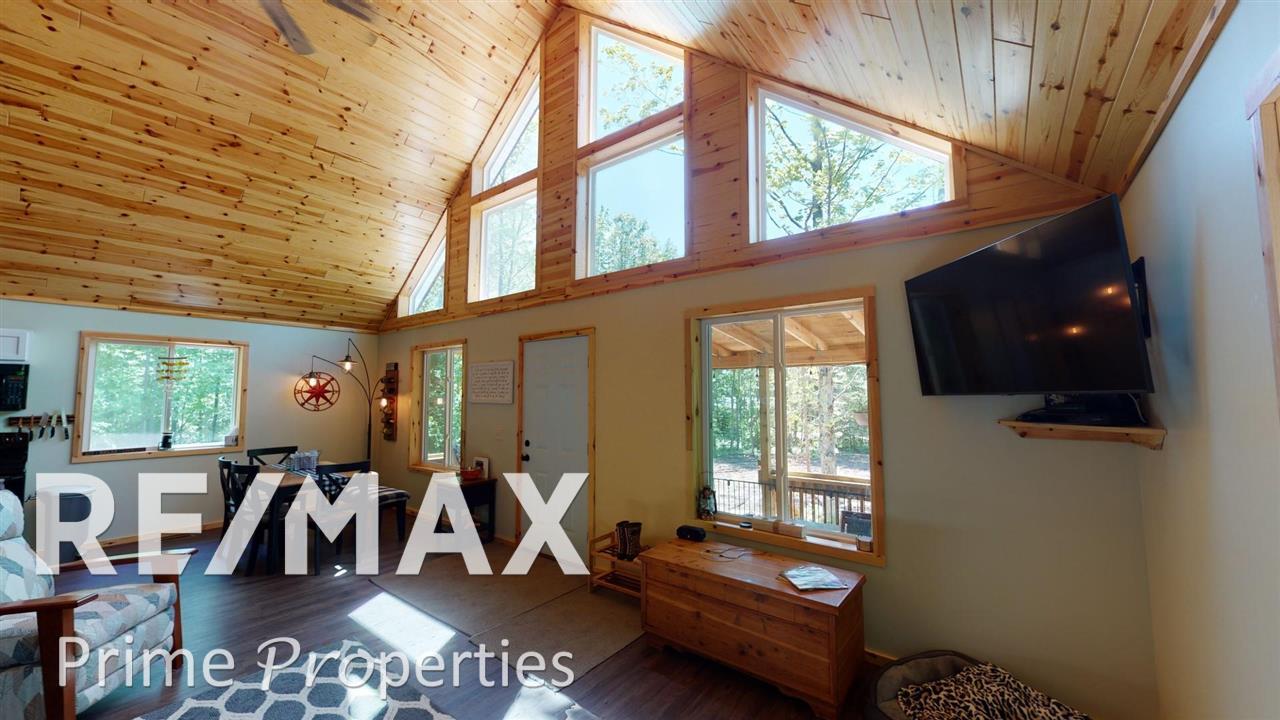 10373 Maple Valley Road Gladwin, MI 48624 - Photo 5 of 54