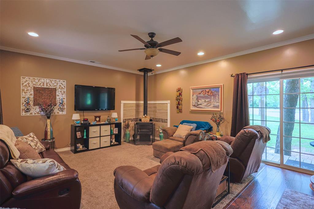 309 Tejas Trail Springtown, TX 76082 - Photo 17 of 40